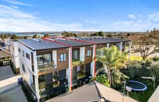 3/16 Williamson Avenue, Belmont