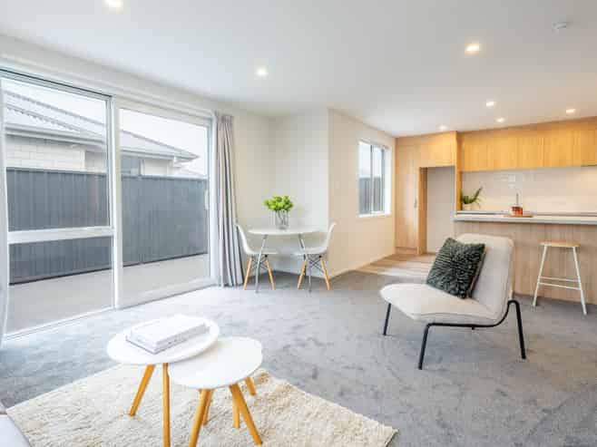1-5/100 Factory Road, MOSGIEL