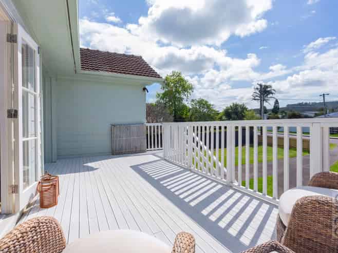 14 Albert Street, Riverhead