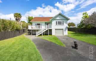 14 Albert Street, Riverhead