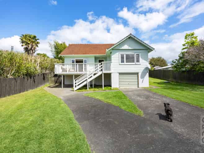 14 Albert Street, Riverhead