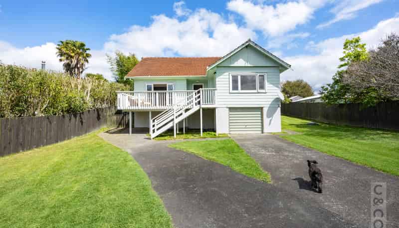 14 Albert Street, Riverhead