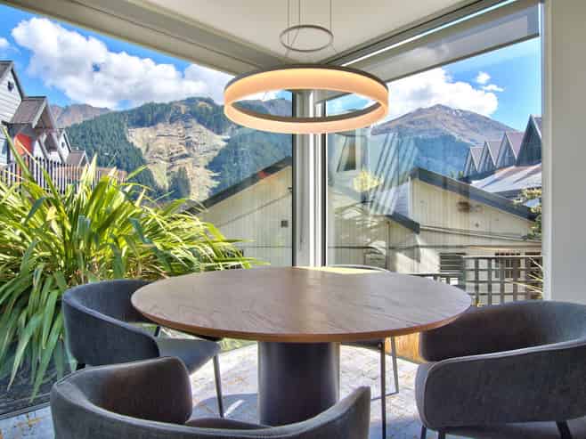 Units 121/21 Stanley Street, Queenstown Central