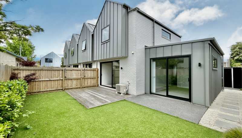 6/312 Worcester Street, Linwood