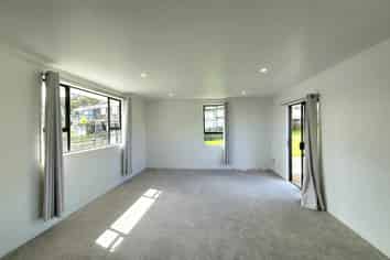 15 Woodhouse Place, West Harbour