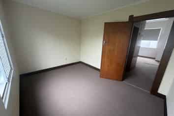 Taranaki - Address withheld