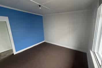 Taranaki - Address withheld
