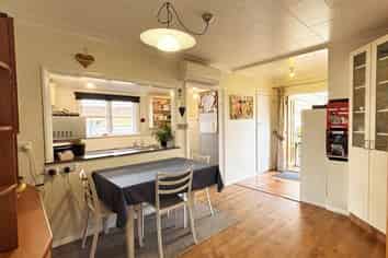 2 Cole Grove, Wallaceville