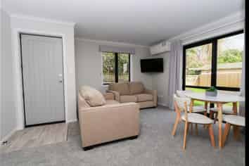 2/71 Normandy Avenue, Melville