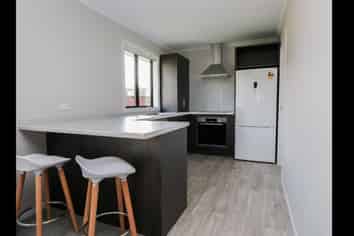 2/71 Normandy Avenue, Melville