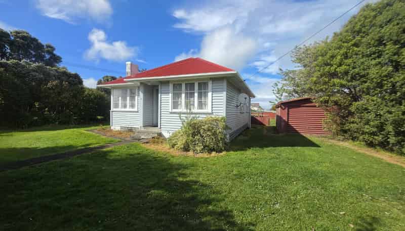 82 Ngatai Street, Manaia