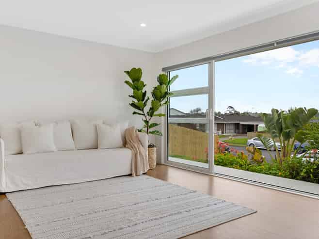 24 Walworth Avenue, Pakuranga Heights