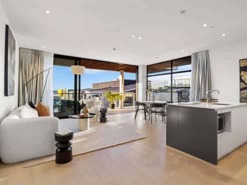 702/141 Pakenham Street, Auckland Central