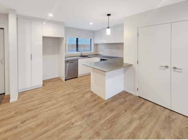 3/28 Granville Street, Silverstream