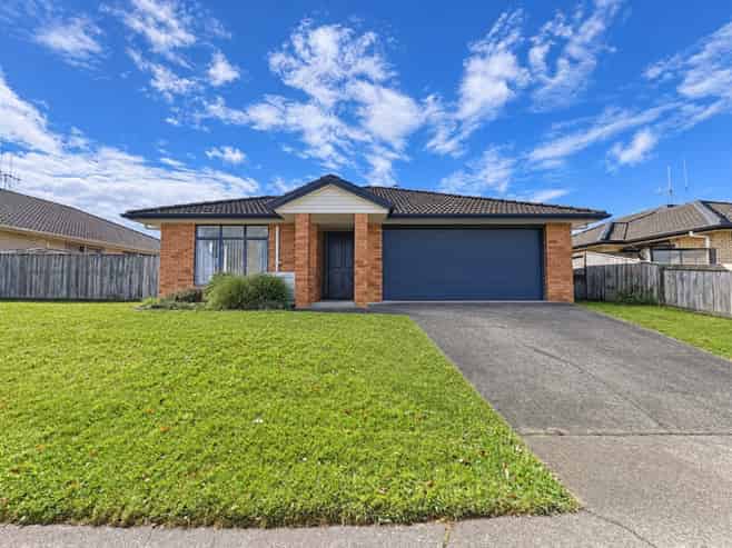 16 Te Manatu Drive, Huntington