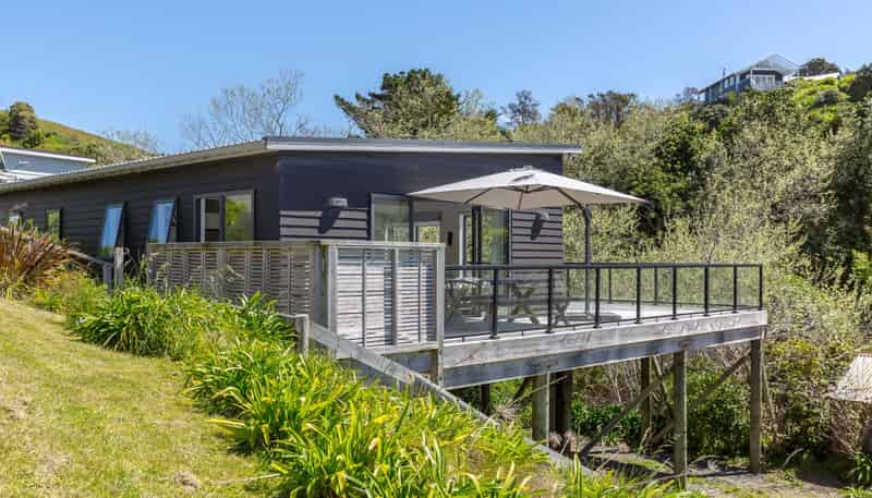 6 Balfour Crescent, Castlepoint