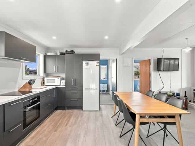 6 Falstone Crescent, Twizel