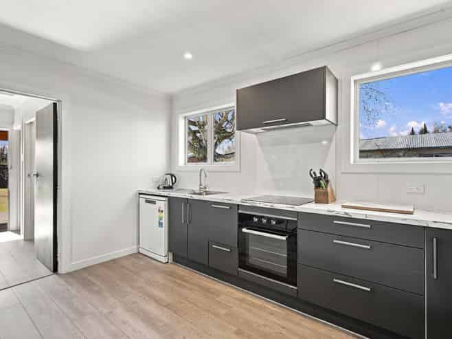 6 Falstone Crescent, Twizel
