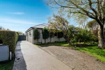 74 Alice Street, Gladstone
