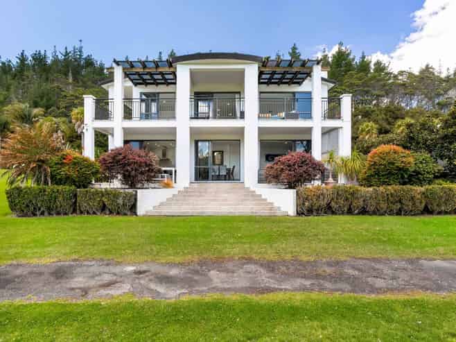 124 Augusta Drive, Pauanui