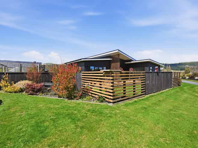 24/500 Kinloch Road, Kinloch