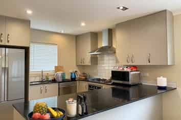 30 Springvale Drive, Albany