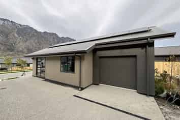10A Friesian Close, Jacks Point