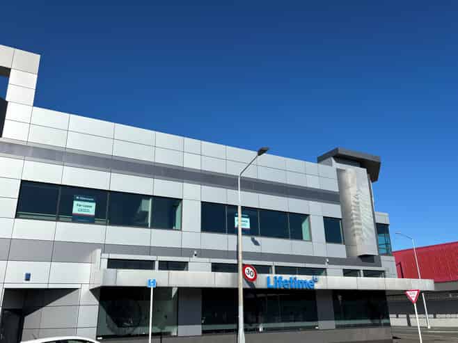 Christchurch City - 1,402 sqm and under cover car parks 