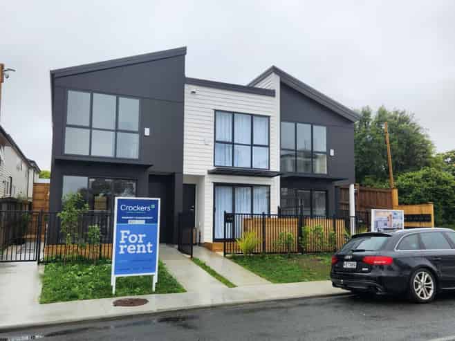 8/23 Tudor Road, Henderson