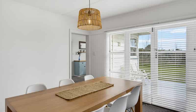 75 Heights Road, Shannon