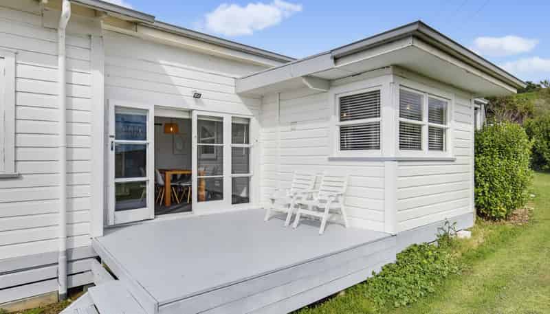 75 Heights Road, Shannon