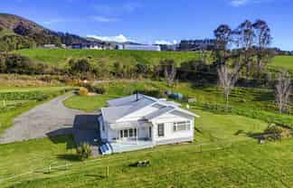 75 Heights Road, Shannon