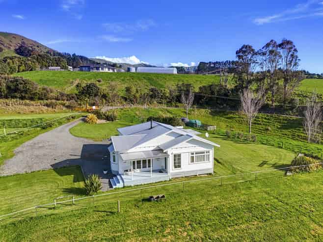 75 Heights Road, Shannon