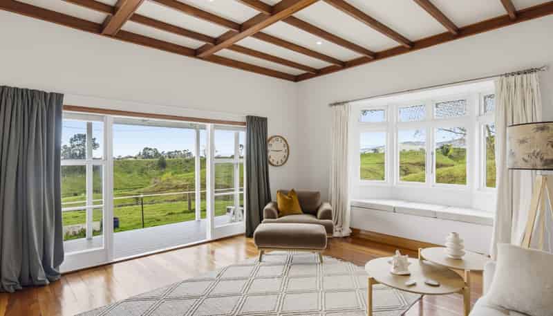 75 Heights Road, Shannon