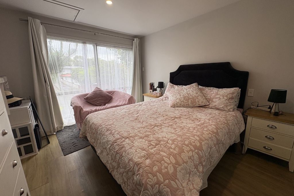 Tidy 1 Bedroom, 1 Bathroom Home Available 2