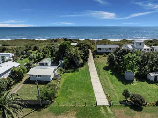 785 State Highway 35, Tirohanga