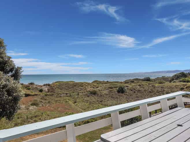 785 State Highway 35, Tirohanga
