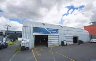 Rare Barrys Point Road Workshop 