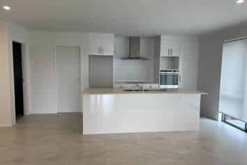 6 Kaurinui Crescent, One Tree Point