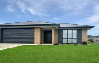 6 Kaurinui Crescent, One Tree Point