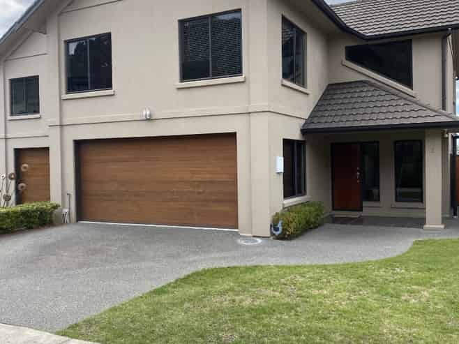 2/39 Reeve Drive, Havelock North