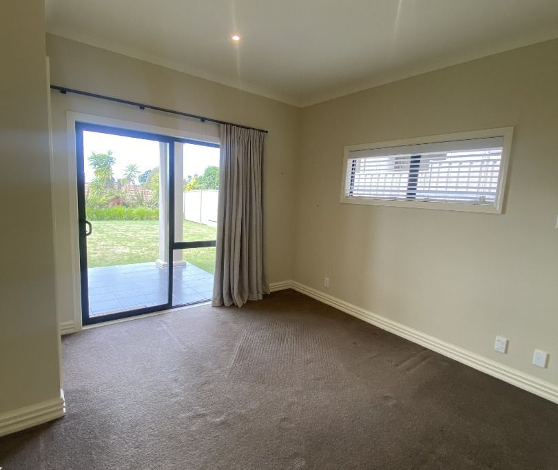 Spacious Executive Home 3