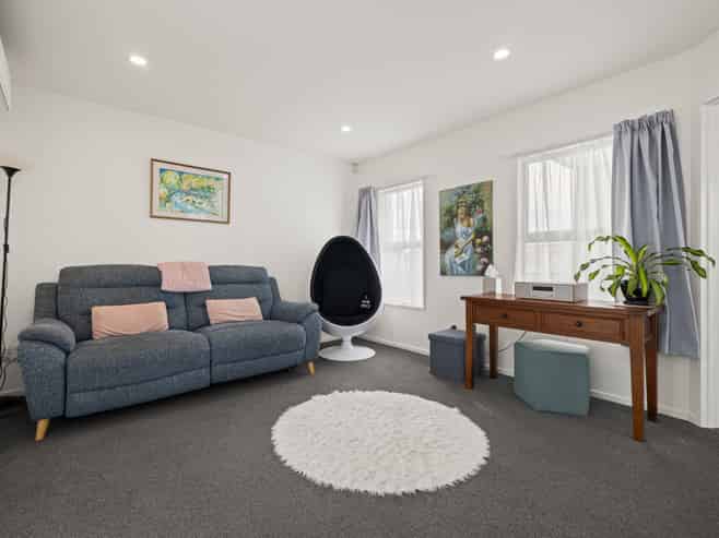 3/106 Olliviers Road, Linwood
