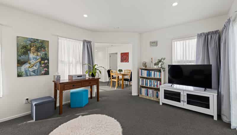 3/106 Olliviers Road, Linwood