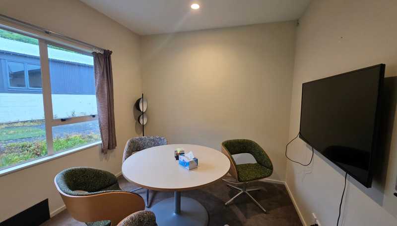 4/4 Melvern Road, Ngauranga
