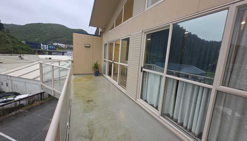 4/4 Melvern Road, Ngauranga