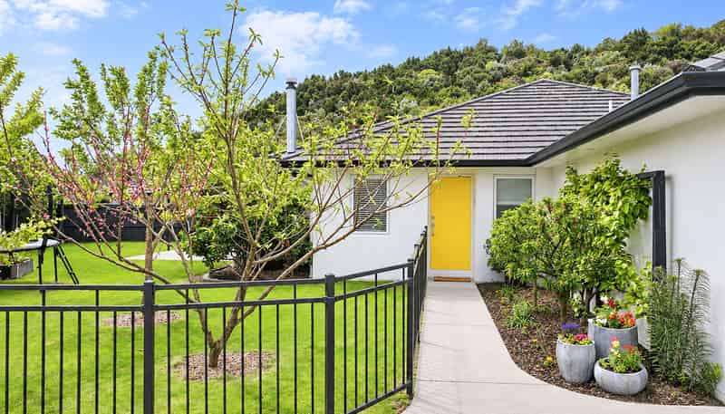 12 Conniston Way, Pyes Pa