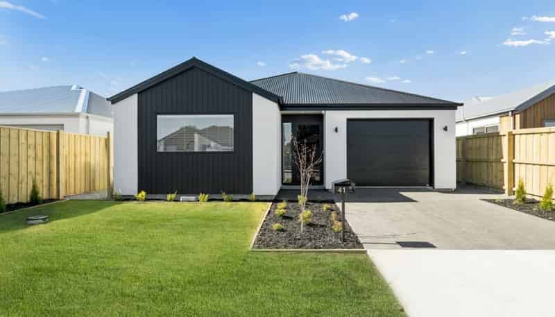 41 Derbridge Street, Ravenswood