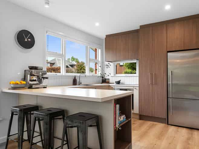 12 Brackendale Place, Burnside