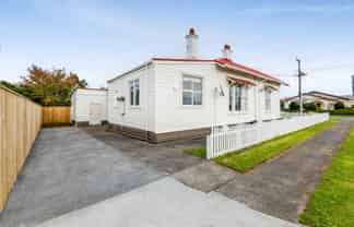2/38 Argyle Street (Back), Hawera